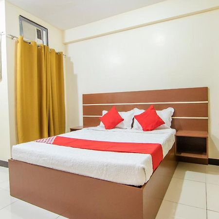 Oyo 578 Red Velvet Suites Manila Eksteriør billede