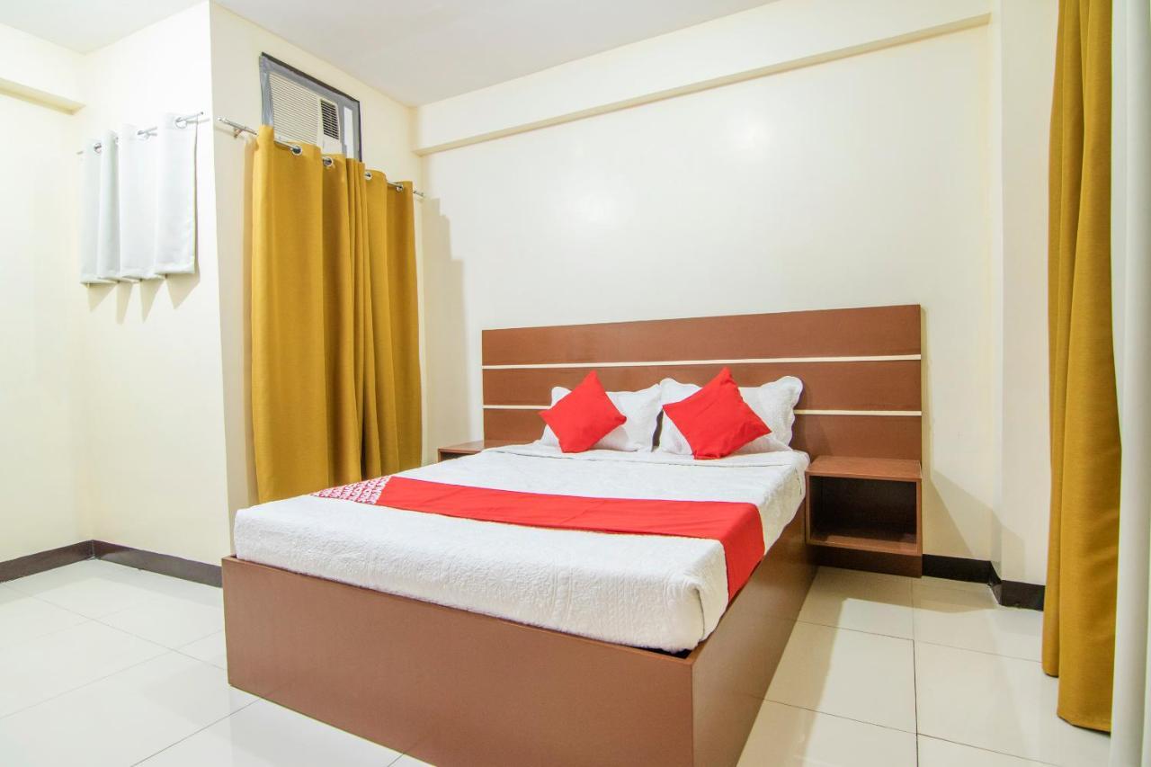 Oyo 578 Red Velvet Suites Manila Eksteriør billede